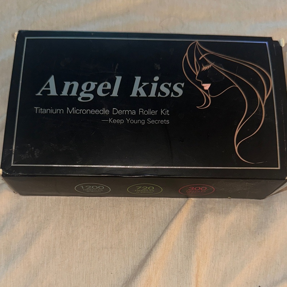 Angel Kiss microneedle Derma Roller Kit - Picture 5 of 5